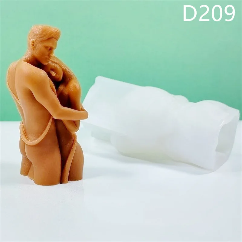 Valentine's Day Couple Embrace - Kitchen Gadgets For Mom ulasan dan harga